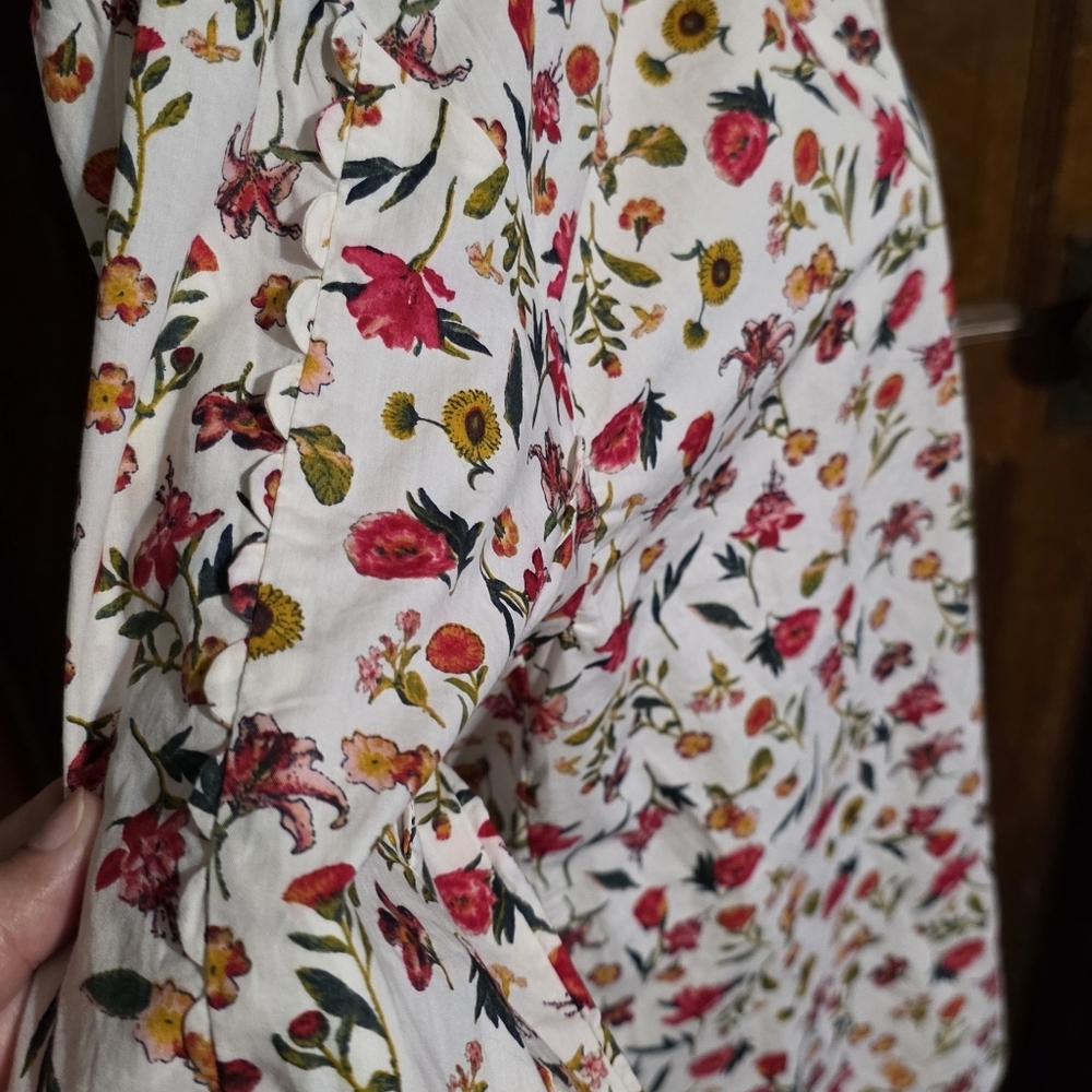 J.Crew Scalloped Tie Neck Top In Vintage Floral White Size M - Picture 10 of 15